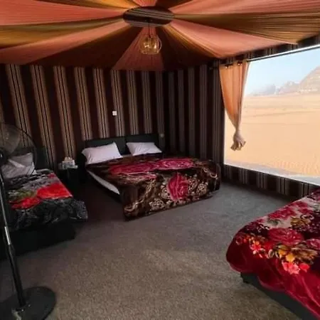 Wadi Rum Magic Camp מראה חיצוני תמונה