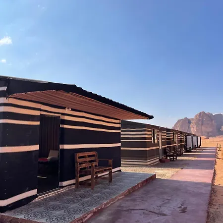 Wadi Rum Magic Camp מראה חיצוני תמונה