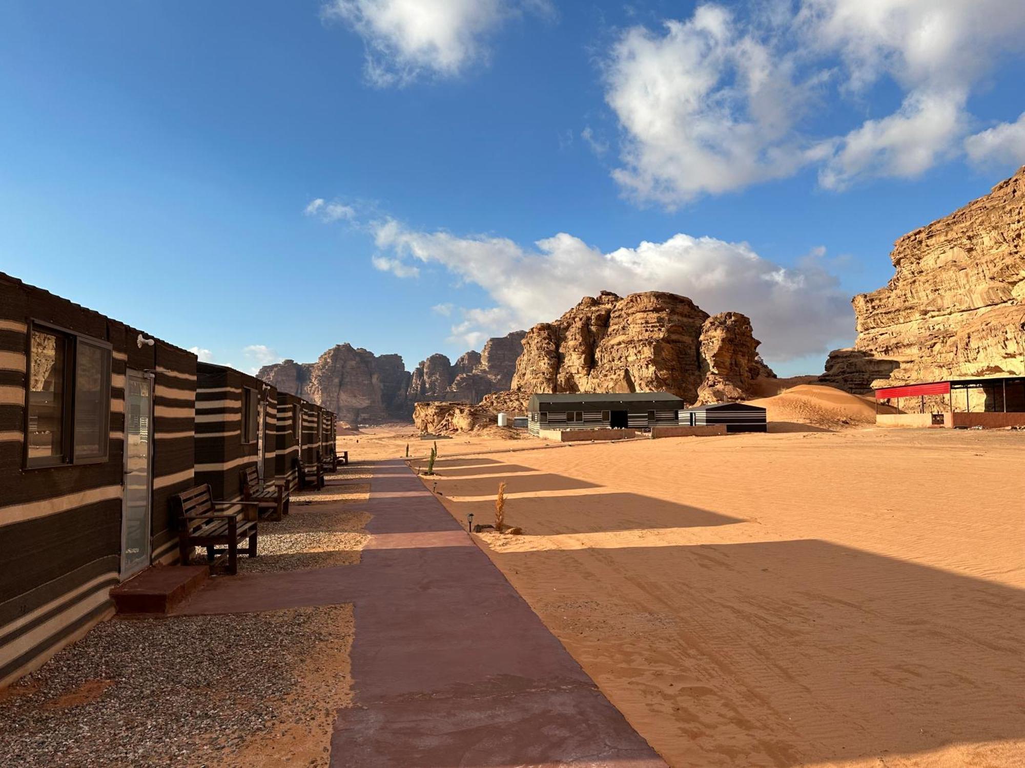 Wadi Magic Camp Luxury tent Wadi Rum